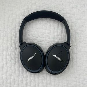 BOSE WIRELESS NOISE CANCELLING HEADPHONES!